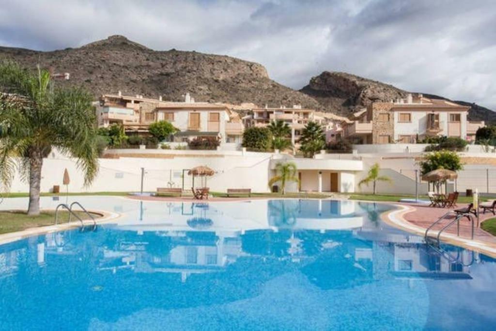 Апартаменты Casa Cerezos Кала-де-Финистрат Экстерьер фото